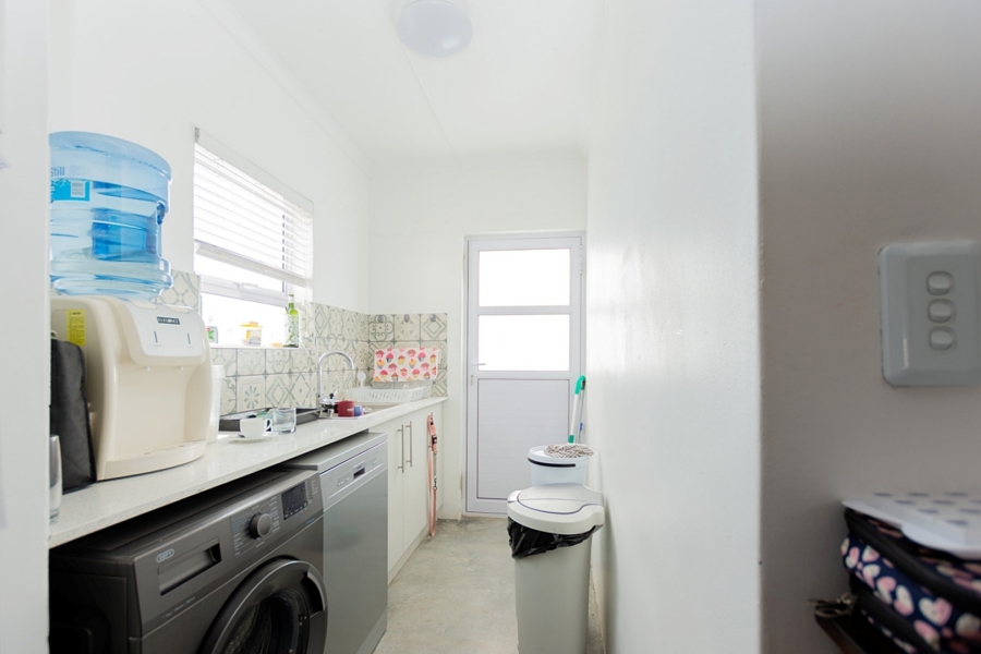3 Bedroom Property for Sale in Lampiesbaai Western Cape